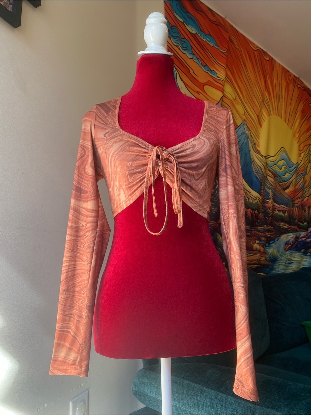 SHEIN Rust Marble Tie-Front Long Sleeve Crop Top